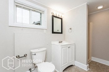 70 Highland Ave 3 Beds House for Rent - Photo Gallery 24