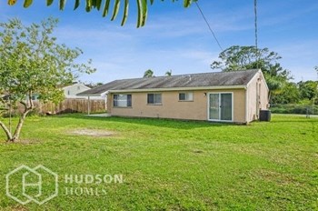 Hudson Homes Management Single Family Home For Rent Pet Friendly  - 317 Se Dalva Ave, Port St Lucie, FL, 34984 - Photo Gallery 25