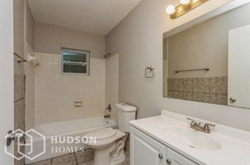 Hudson Homes Management Single Family Home For Rent Pet Friendly  - 18502 Walker Rd, Lutz, FL, 33549 - Photo Gallery 25