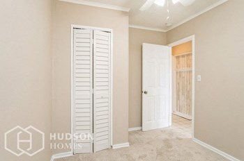 700 W 1St St 3 Beds House for Rent - Photo Gallery 29
