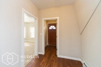 Hudson Homes Management Hudson Homes Management Single Family Home For Rent Pet Friendly 31 Calhoun Avenue Unit 1 Everett MA 02149 2 bedrooms 1 bathroom front porch dishwasher refrigerator microwave carpet - Photo Gallery 3