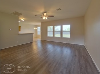 5804 Parkview Hills Lane 3 Beds House for Rent - Photo Gallery 3