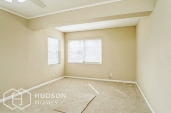 700 W 1St St 3 Beds House for Rent - Photo Gallery 31