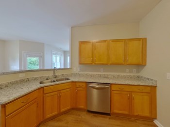 Hudson Homes Management Hudson Homes Management Single Family Home 156 Hutson Ln, Clayton, NC 27527 - Photo Gallery 5