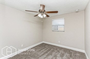 Hudson Homes Management Single Family Home For Rent Pet Friendly  - 8908 High Ridge Ct, Tampa, FL 33634 - Photo Gallery 57