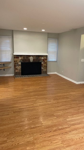 Hudson Homes Management Single Family Homes- 26401 W Prospect, Antioch, IL 60002 - Photo Gallery 2