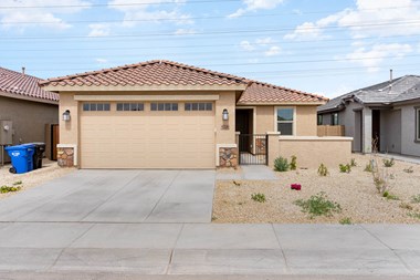Hudson Homes Management Single Family Homes - 6326 West Raymond Street, Phoenix, AZ, 85043
