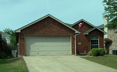 4841 Stetson Dr S 3 Beds House for Rent - Photo Gallery 1