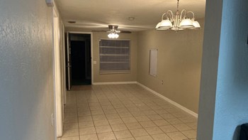 Hudson Homes Management Single Family Homes- 914 East 7Th Street, Sanford, FL 32771 - Photo Gallery 2