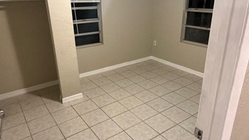 Hudson Homes Management Single Family Homes- 914 East 7Th Street, Sanford, FL 32771 - Photo Gallery 5