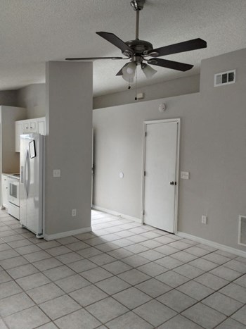 1758 Chatham Cir 3 Beds House for Rent - Photo Gallery 2