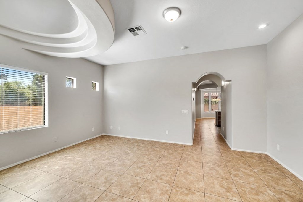 Hudson Homes Management Single Family Homes - 4544 W Valencia Dr, Laveen, AZ, 85339