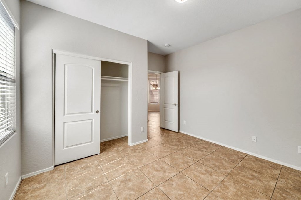 Hudson Homes Management Single Family Homes - 4544 W Valencia Dr, Laveen, AZ, 85339