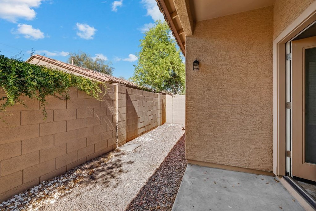 Hudson Homes Management Single Family Homes - 4544 W Valencia Dr, Laveen, AZ, 85339