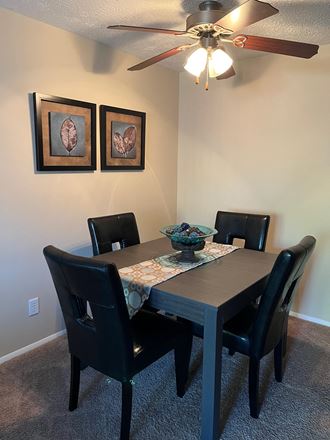 Dining Area at Deauville Park Apartments