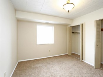 140 LaVale Drive 1-3 Beds Apartment for Rent - Photo Gallery 4