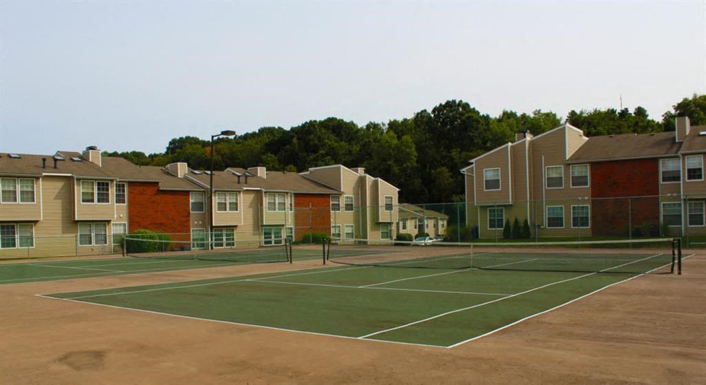 Tennis Court  at Chestnut Ridge Apartments, Pittsburgh, 15205