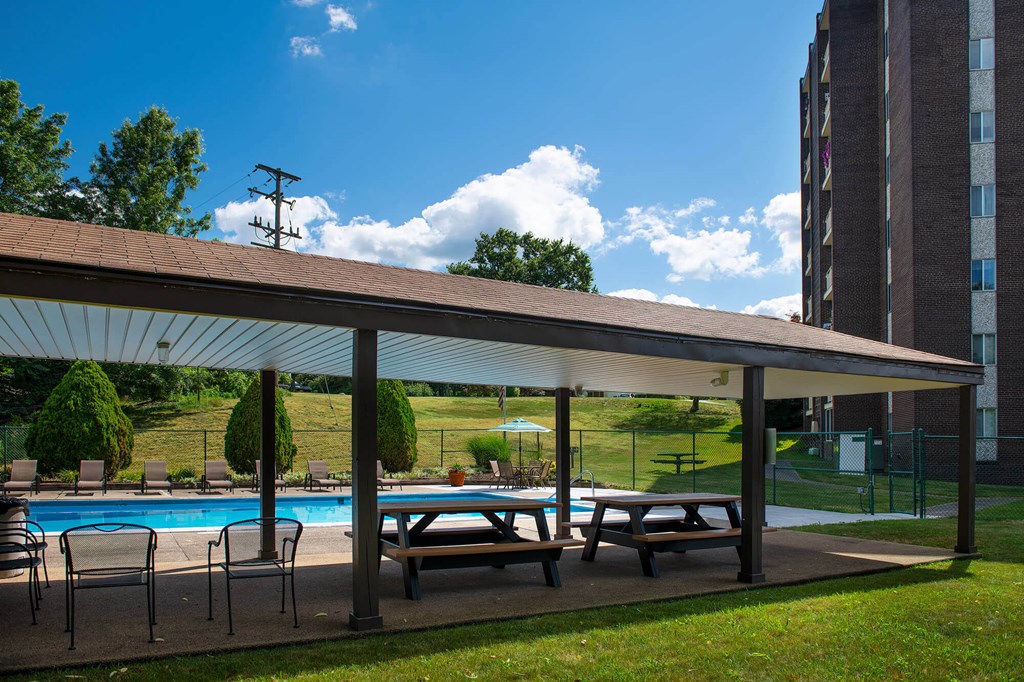 Picnic Area at Lavale Apartments, Pennsylvania