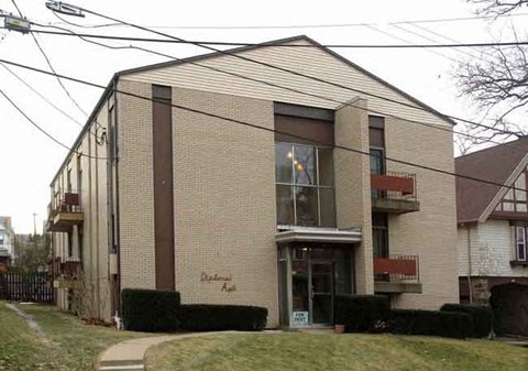 Exterior View at North Pointe Commons Apts, Pennsylvania, 15229