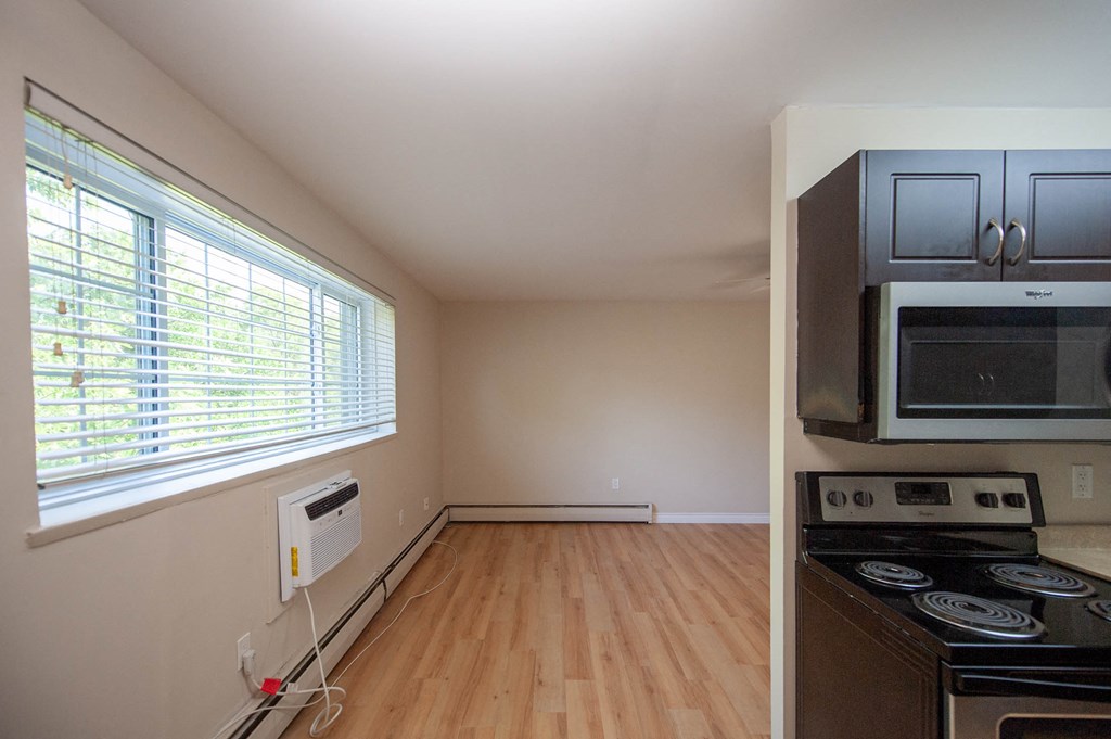 1080 Moncton Apartment