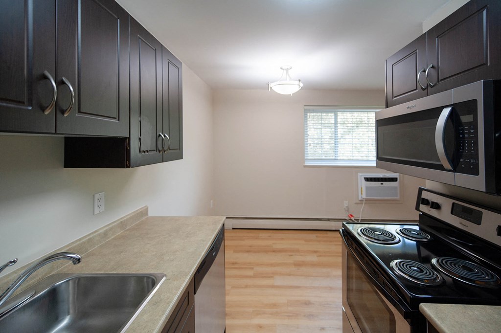 1080 Moncton Apartment