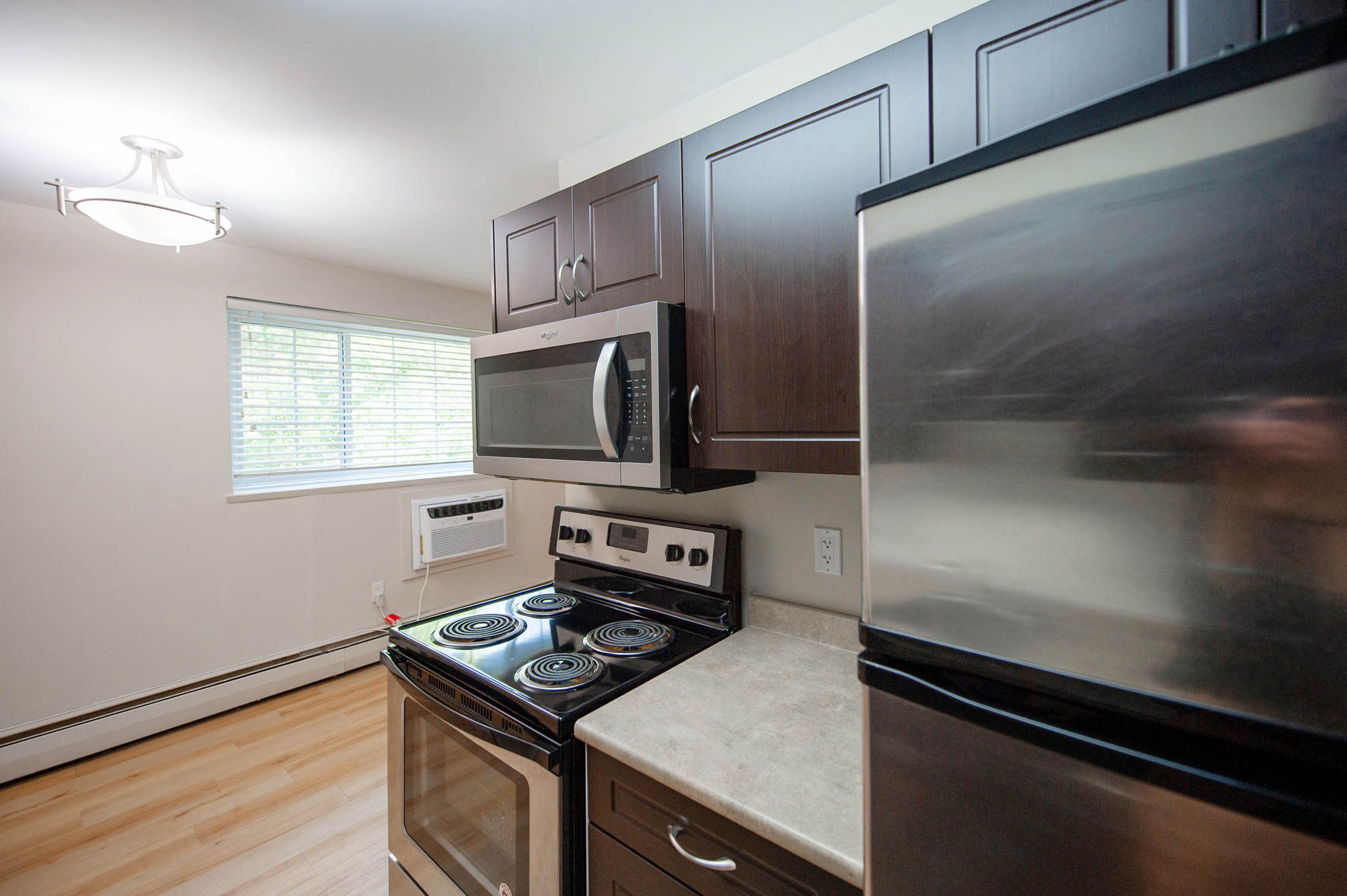 2 bedroom apartment - 1080 Moncton Apartment, Winnipeg - unit 320 5