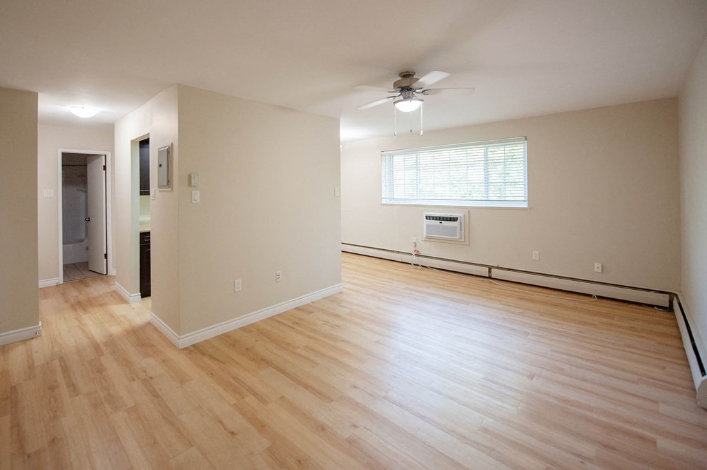 1080 Moncton Apartment