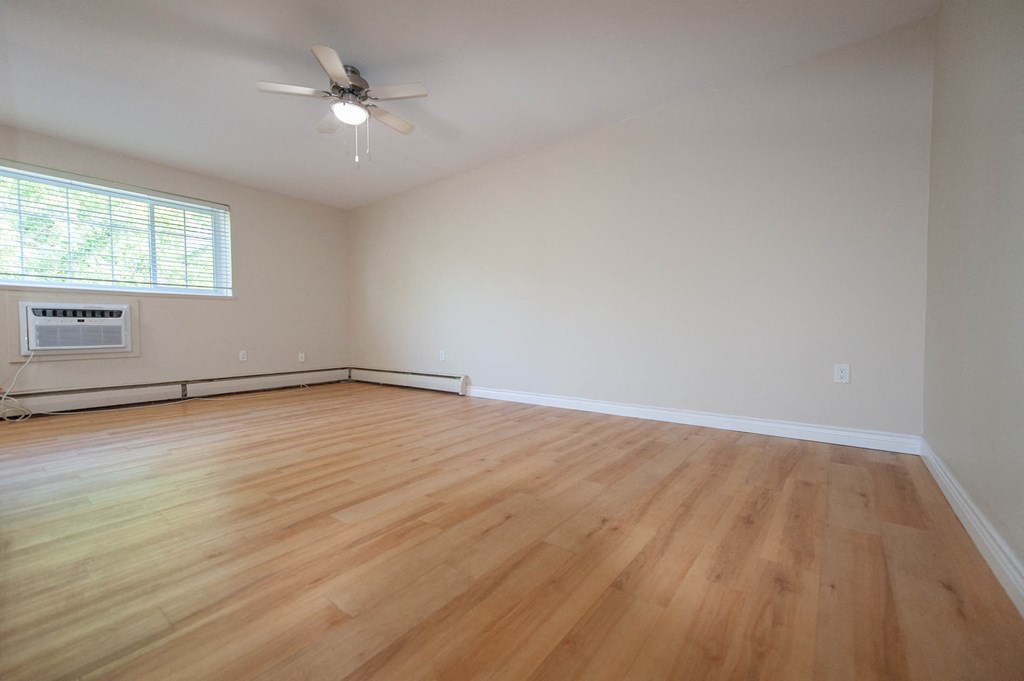 1080 Moncton Apartment