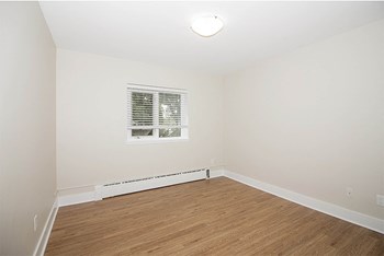 112 River Apartment - Photo Gallery 13