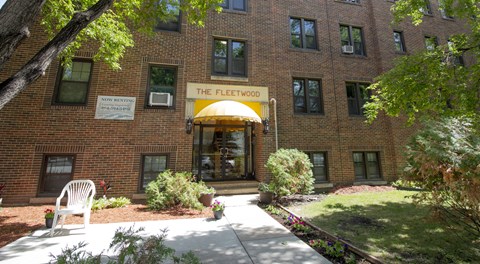 Entrance of 129 Lenore Street