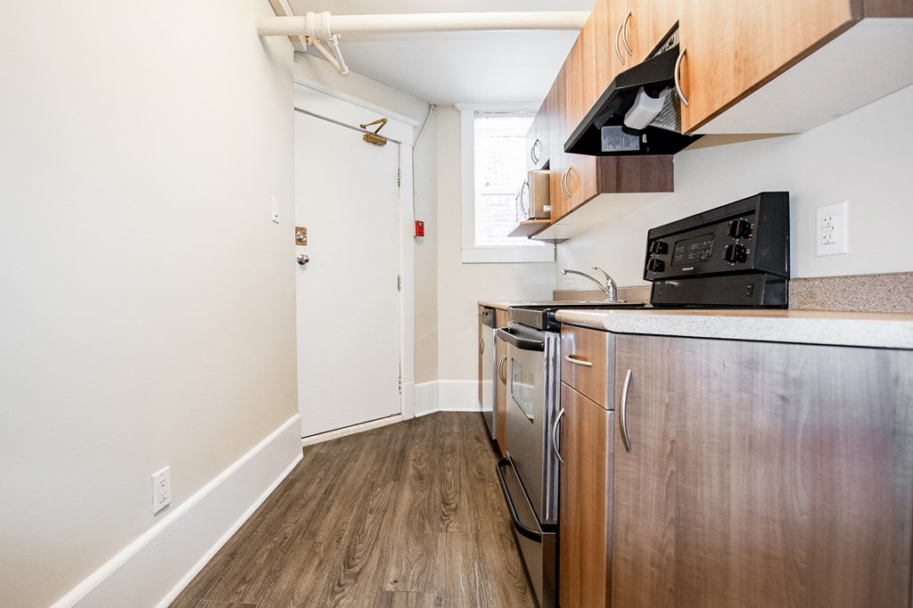 Kitchen at 980 Wolseley Apartment Suites for rent