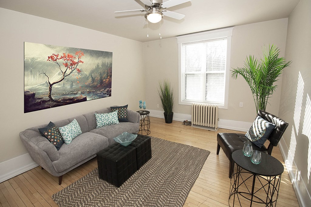 279 Arbuthnot Apartment