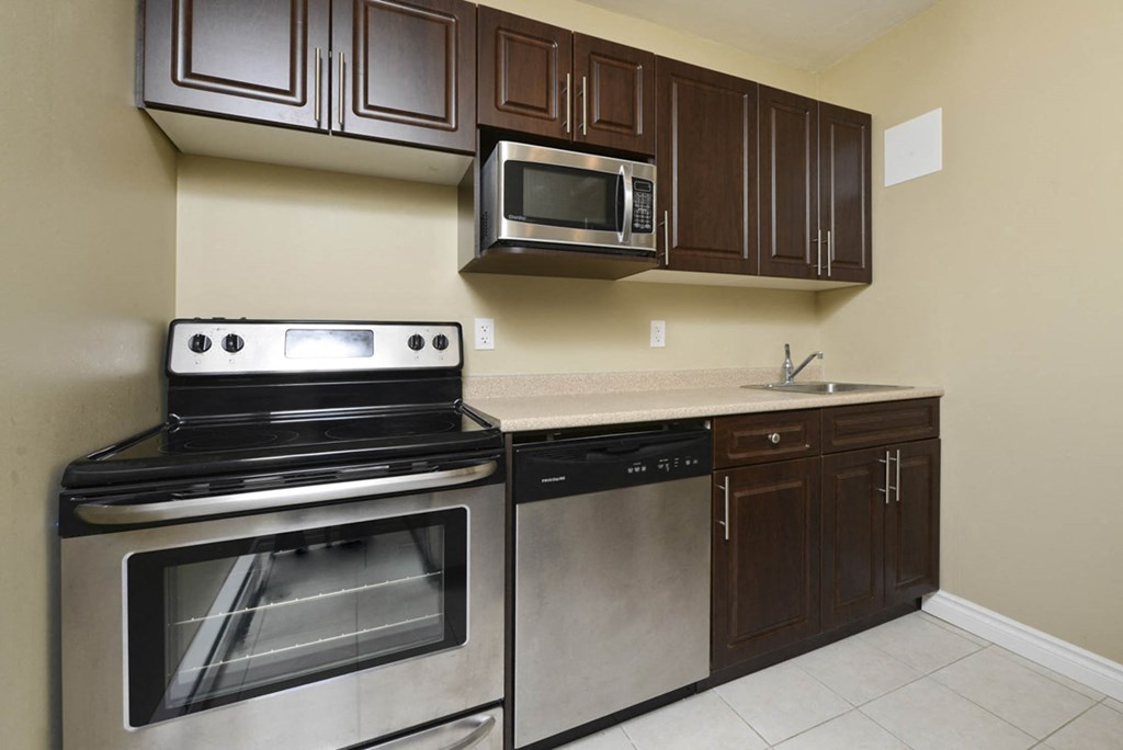 Kitchen at 43 Edmonton Apartment Suites for rent in Winnipeg