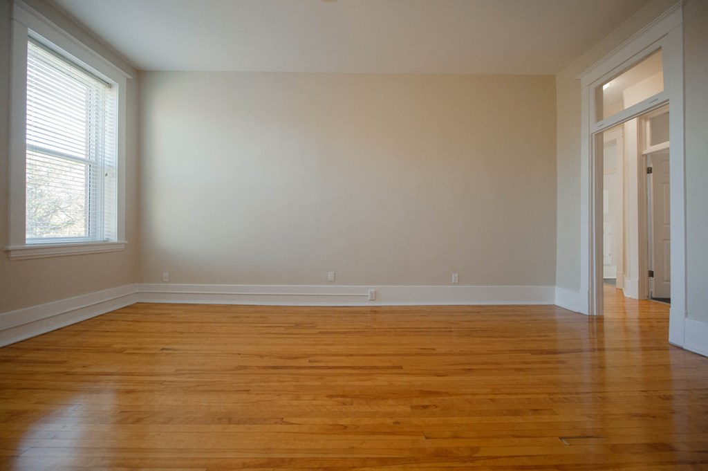 Living room at 626 Jessie Spacious Apartment Suites for rent in Winnipeg