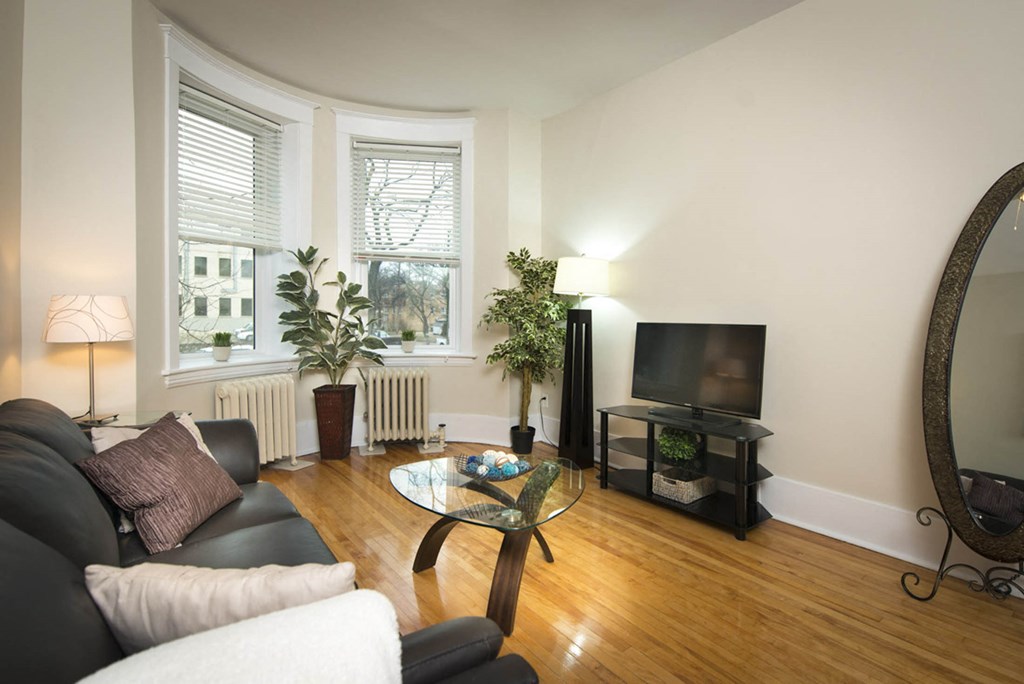 Living room at 626 Jessie Apartments for rent Winnipeg