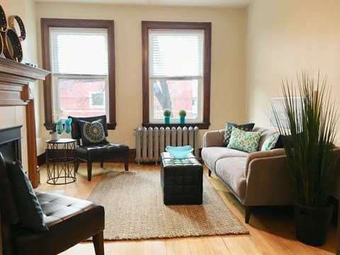 667 Wolseley Apartment