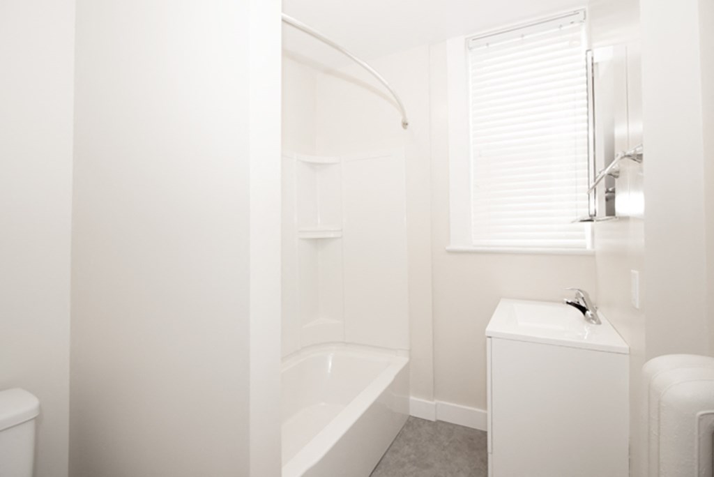 875 Westminster Apartment