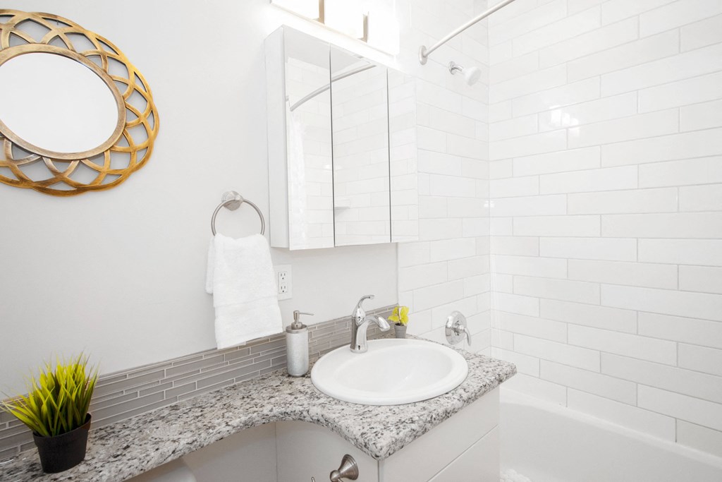 700 Corydon Apartment Suites for rent