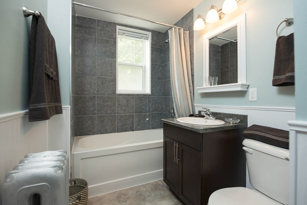 191 Cathedral Apartment