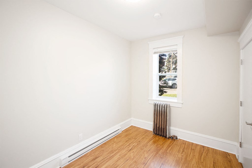 Bedroom at 508 McMillan Apartment Suites for rent