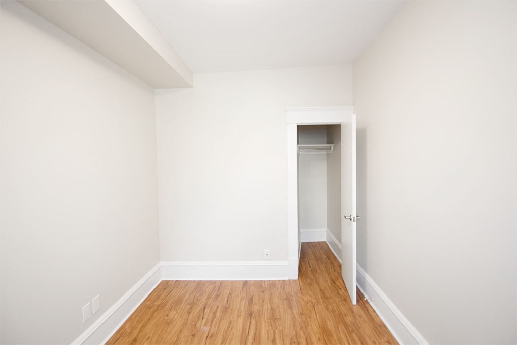 Bedroom at 508 McMillan Apartment Suites for rent in Winnipeg