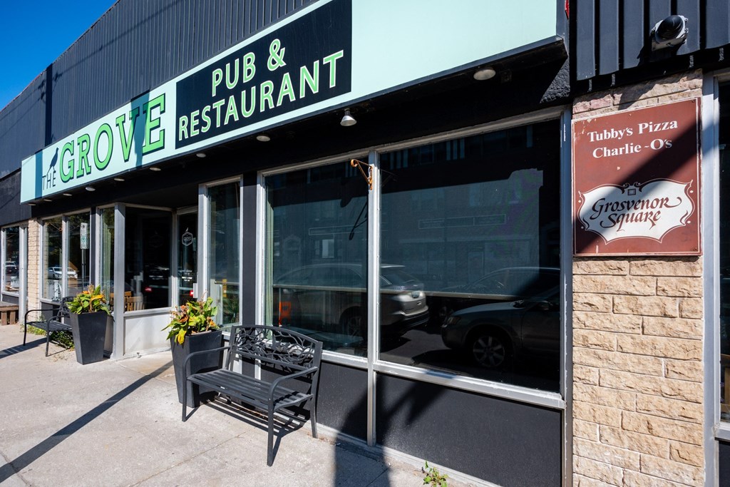 The Grove Pub & Restaurant