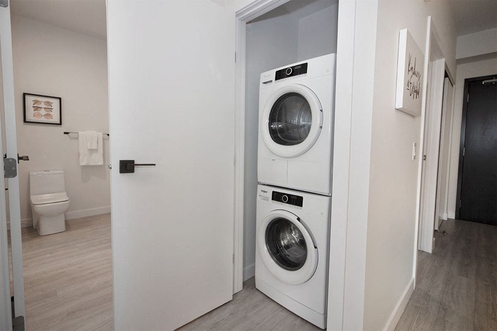 Luxury 2 Bedroom Suite at 703 St Annes Road