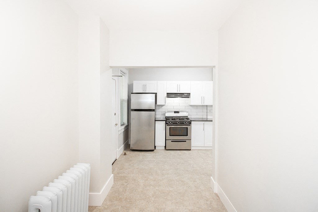 Kitchen at 883 Grosvenor Avenue Apartment Suites for Rent in Winnipeg