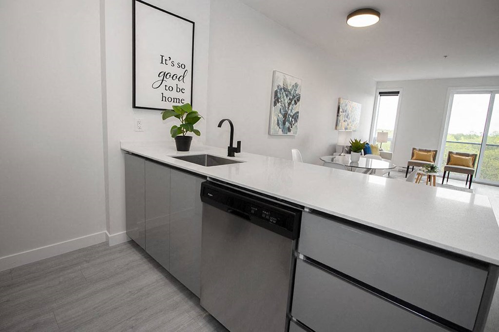 Luxury 2 Bedroom Suite at 703 St Annes Road