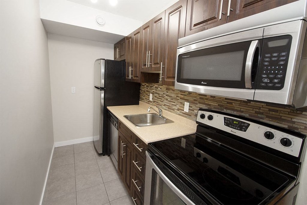 340 Assiniboine Avenue