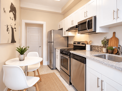 105 Clarke Street 1-2 Beds Apartment for Rent