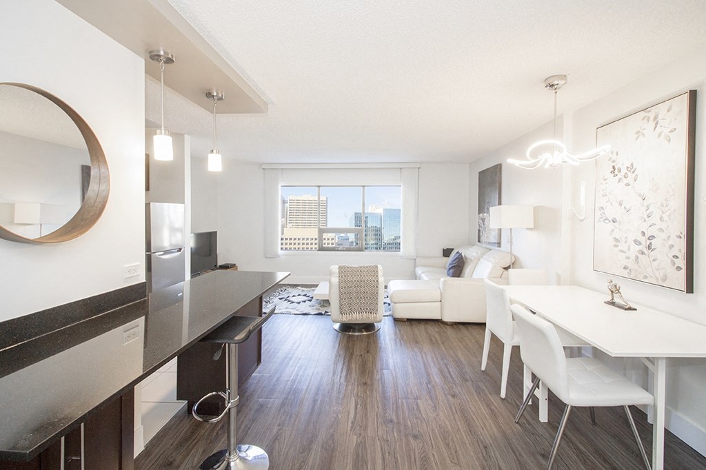 One-Bedroom Suite at 190 Smith Apartment Suites