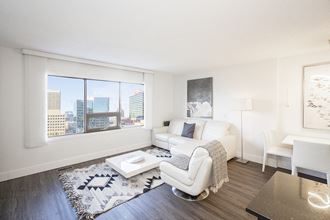 One-Bedroom Suite at 190 Smith Apartment Suites