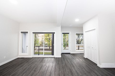 118 Lewis Street - 4 Bedrooms, 2 Bathrooms